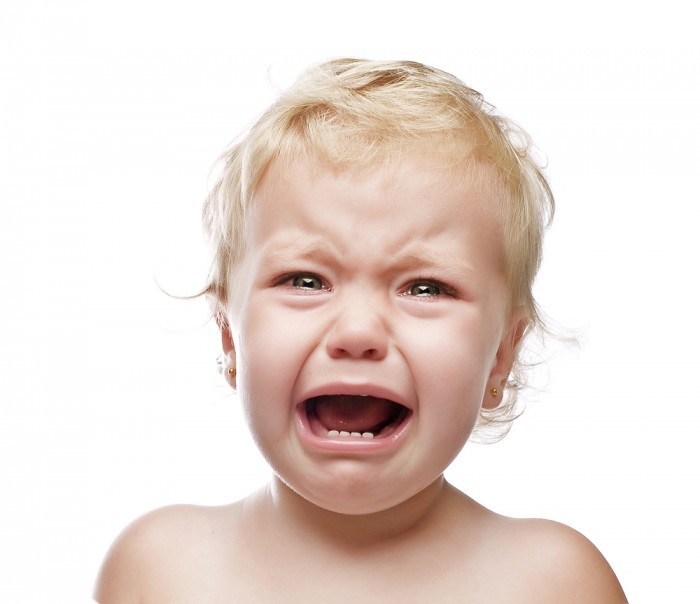 postolit Shutterstock.com  82399513 Плачущий ребенок   Crying child