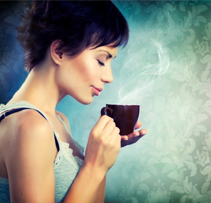 Tea Fotolia 35756406 Девушка с чашкой   Girl with cup