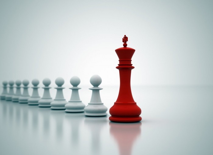 shutterstock 40668349 Красная пешка   Red pawn