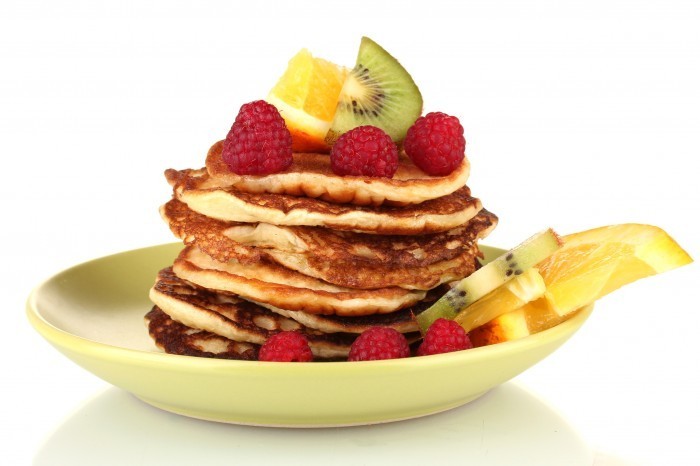 Fotolia 46004274 Subscription L Оладушки с фруктами   Pancakes with fruit