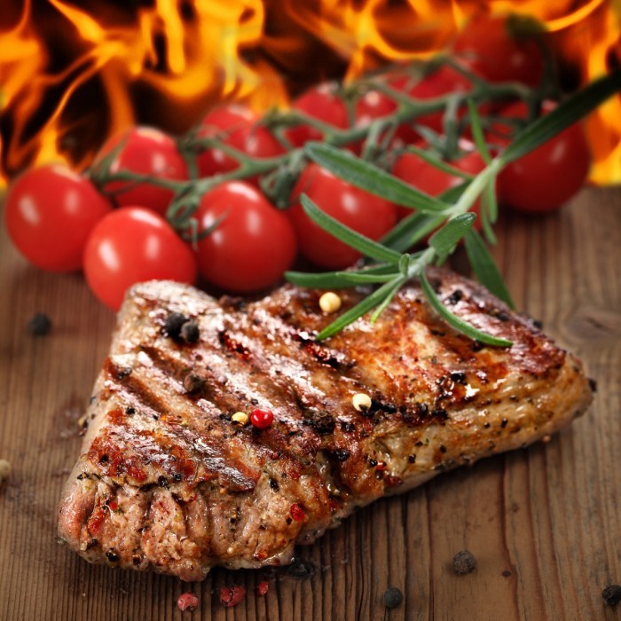 firestock stake 020920131 700x700 Мясной стейк   Мeat steak