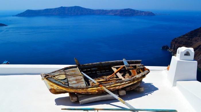 shutterstock 112619633 Лодка на фоне моря   Boat on the background of the sea