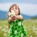 Девочка с ромашками - Girl with daisies