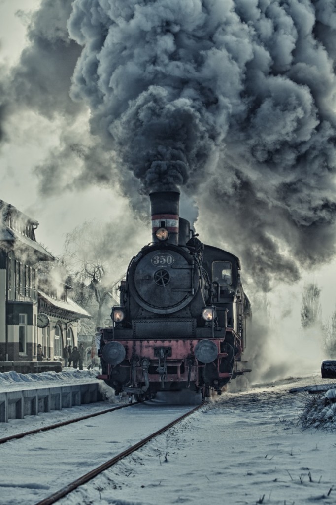 firestock oldtrain 02102013 682x1024 Старый паровоз   Old steam locomotive