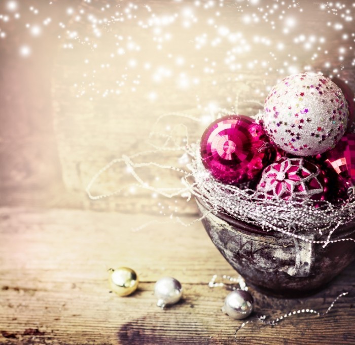 shutterstock 159502397 700x681 Новогодние шары   Christmas balls