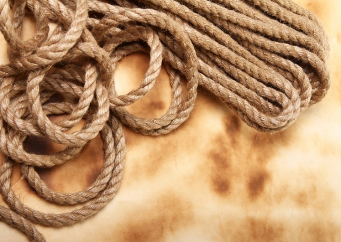 shutterstock 87680560 700x497 Канат   Rope