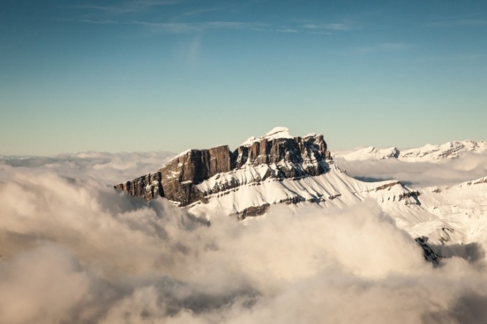 photodune 3757010 700x466 Альпы в тумане   Alps in the fog