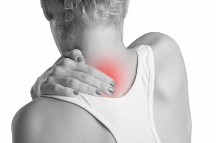 photodune 3989845 700x464 Боль в шее   Pain in the neck