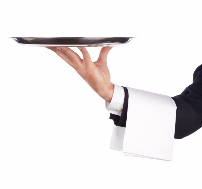 Fotolia 17174004 Subscription XL 700x655 Рука официанта   Hand waiter