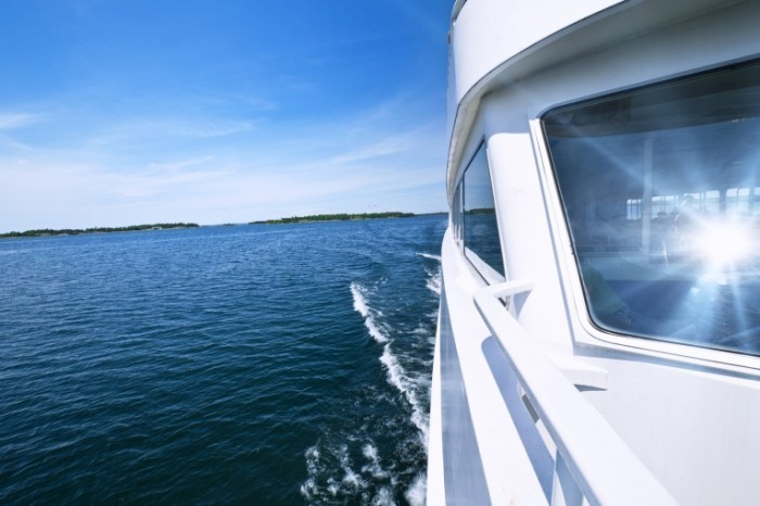 photodune 1738299 700x466 Яхта в море   Yacht in the sea