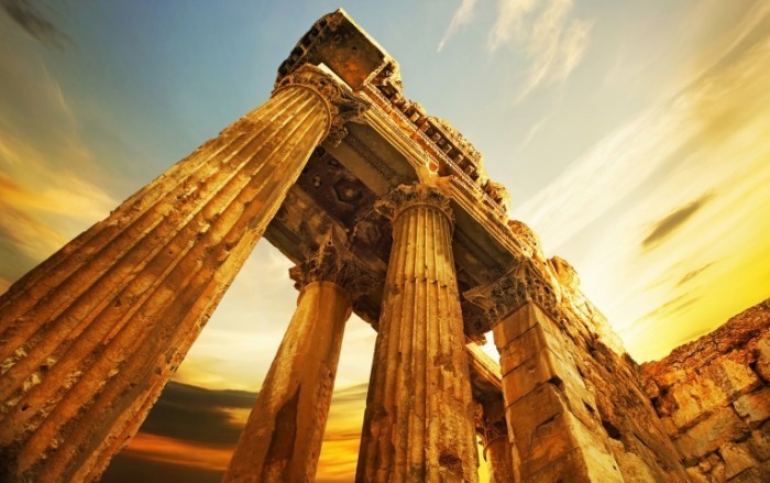 Fotolia 23840333 XL 700x439 Руины Баальбека   Ruins of Baalbek