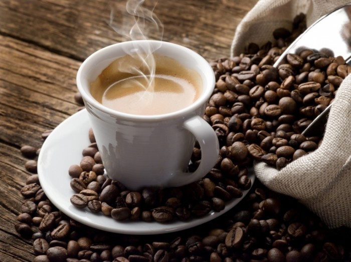 Fotolia 32282345 Subscription XXL 700x524 Кофе и зерна   Coffee and grains