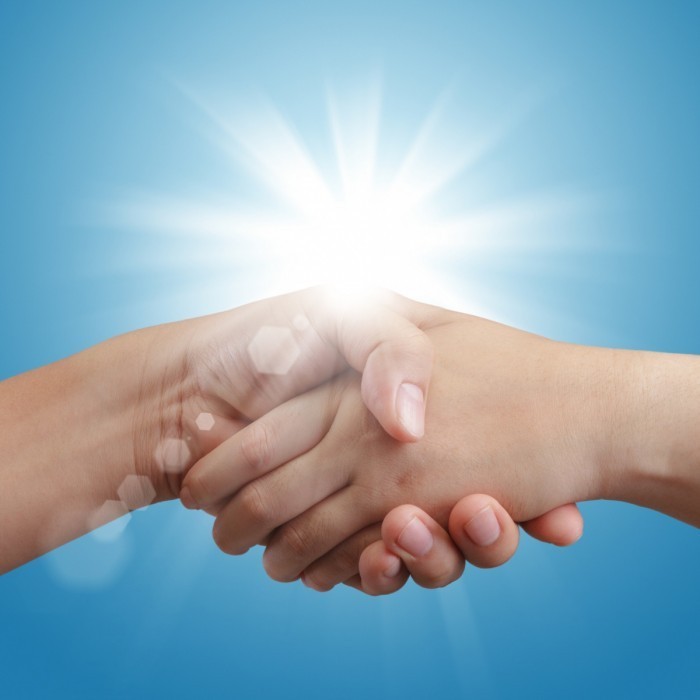 Fotolia 43517990 L 700x700 Рукопожатие   Handshake