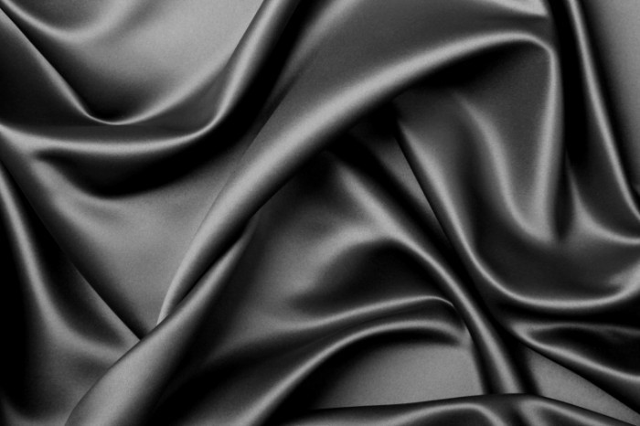 Fotolia 6803652 XL 700x466 Черная ткань   Black cloth