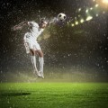 Футболист на поле - Soccer player on the field