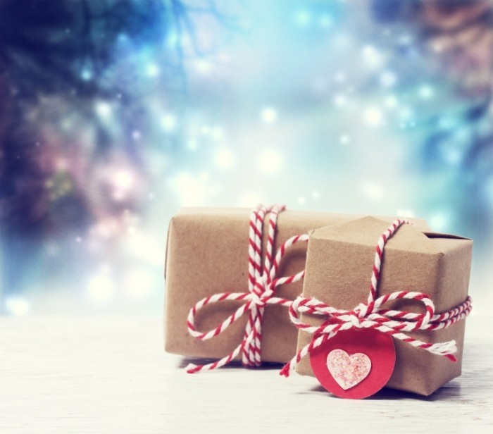 shutterstock 157375307 700x616 Маленькие подарочки   Small gifts