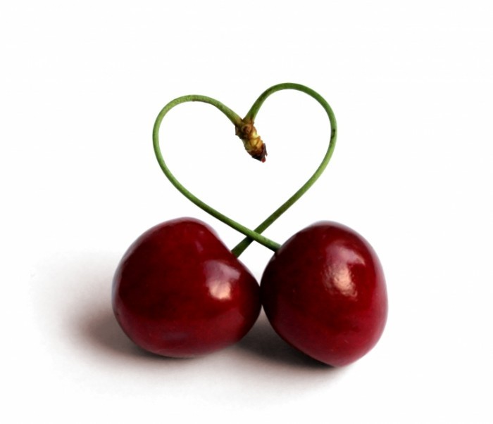 Fotolia 3766121 Subscription L cailiegeridotta 700x603 Вишня   Cherry