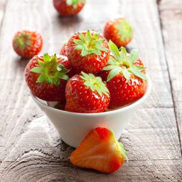 shutterstock 66007483 700x700 Клубника   Strawberries