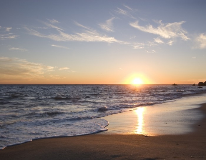 Fotolia 647575 Subscription XL 700x544 Закат в малибу   Sunset in Malibu