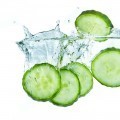 Огурец в воде - Cucumber in water