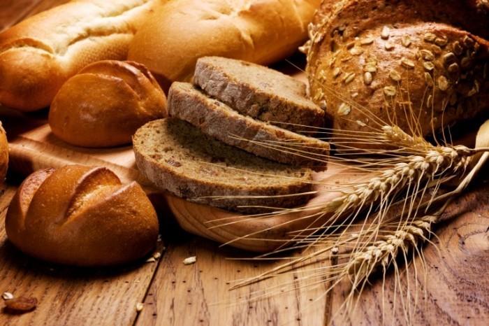 Fotolia 15817711 Subscription XXL 700x466 Свежий хлеб   Fresh bread