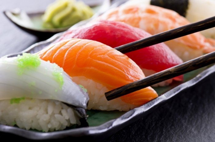 shutterstock 123733927 700x463 Суши   Sushi