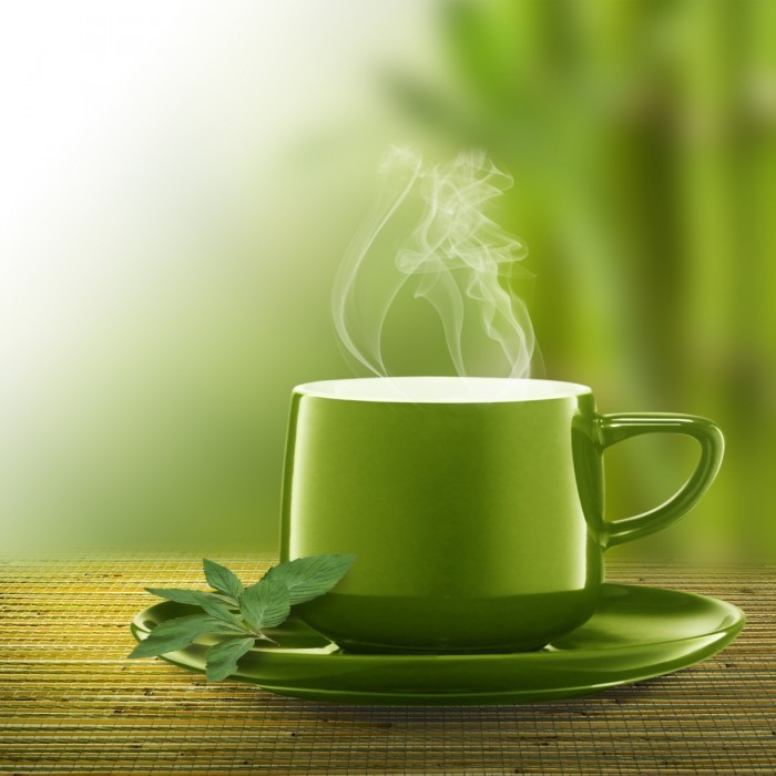 shutterstock 140594767 700x700 Зеленая чашка чая   Green tea cup