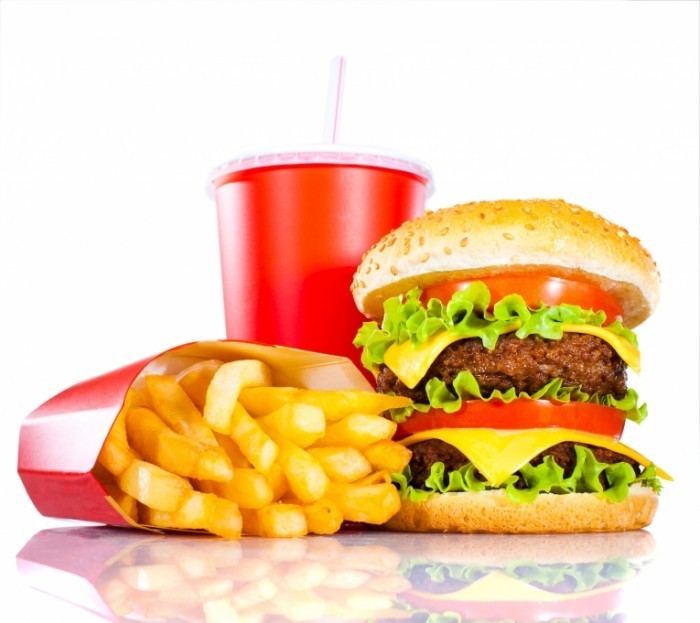 shutterstock 76369150 700x623 Фаст фуд   Fast Food