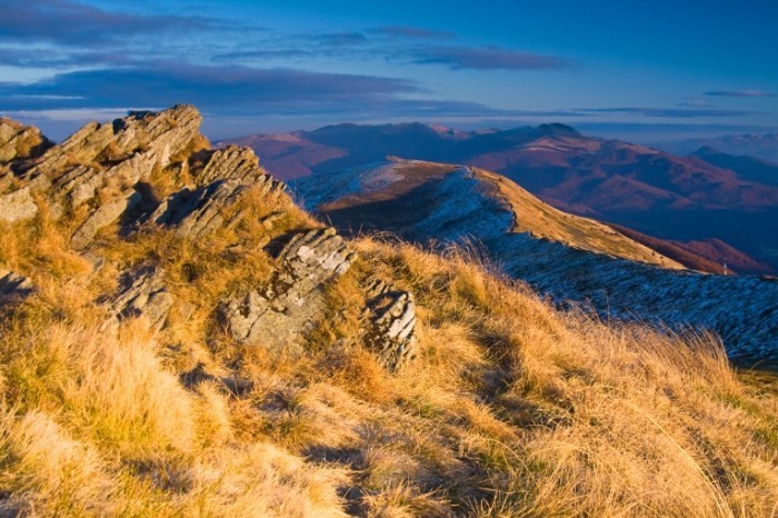 Depositphotos 18036493 original 2 700x466 Скалы осенью   Rocks in autumn