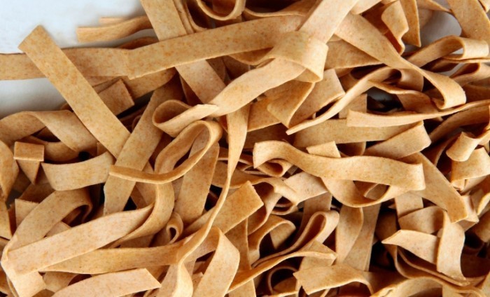 Wholegrain Pasta GQ 20Jan14 istock b 700x424 Лапша   Noodles