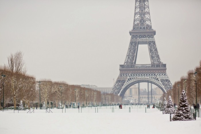 Dollarphotoclub 58652783 700x465 Зимний Париж   Winter in Paris