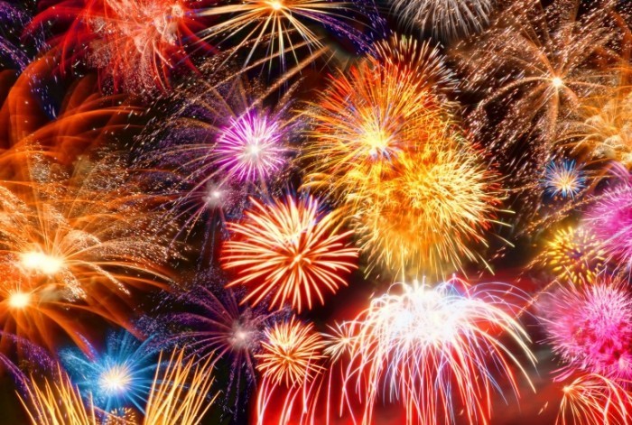 Fotolia 27883027    DeVIce Fotolia.com Subscription Monthly XL 700x471 Фейерверк   Fireworks