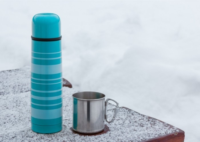 Fotolia 61280540 Subscription XXL 0 700x497 Термос с кружкой   Thermos mug