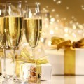 Шампанское и подарок - Champagne and gift