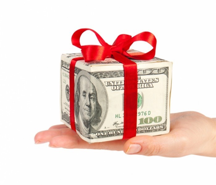 shutterstock 92095469 700x600 Доллары с лентой   Dollars with ribbon