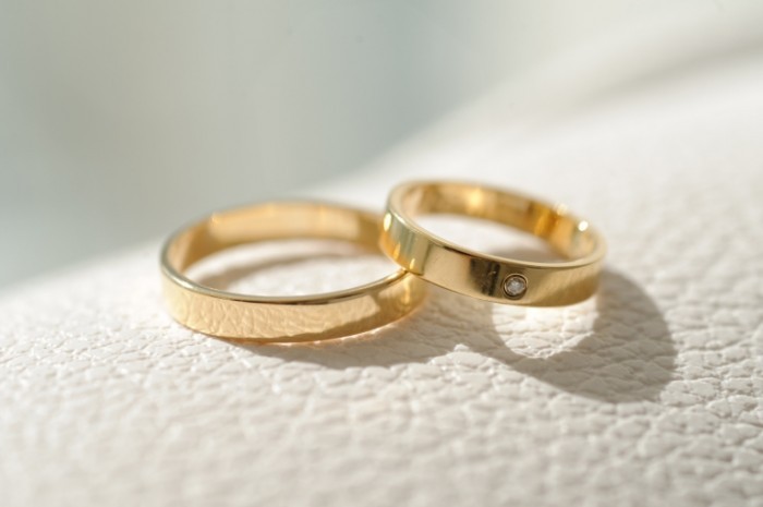 Dollarphotoclub 60353207 700x465 Обручальные кольца   Wedding Rings