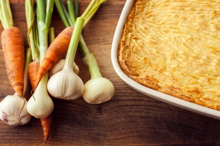 Dollarphotoclub 66752638 700x466 Запеканка с луком и морковью   Casserole with onions and carrots