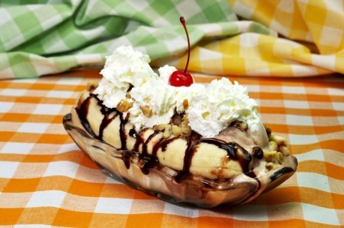 Fotolia 11441094 Subscription XL 700x464 Банановый десерт   Banana dessert