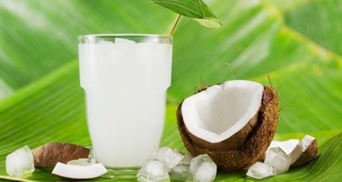 INBV Coconut Water shutterstock 2 e1429974436235 700x373 Кокосовое молоко   Coconut milk