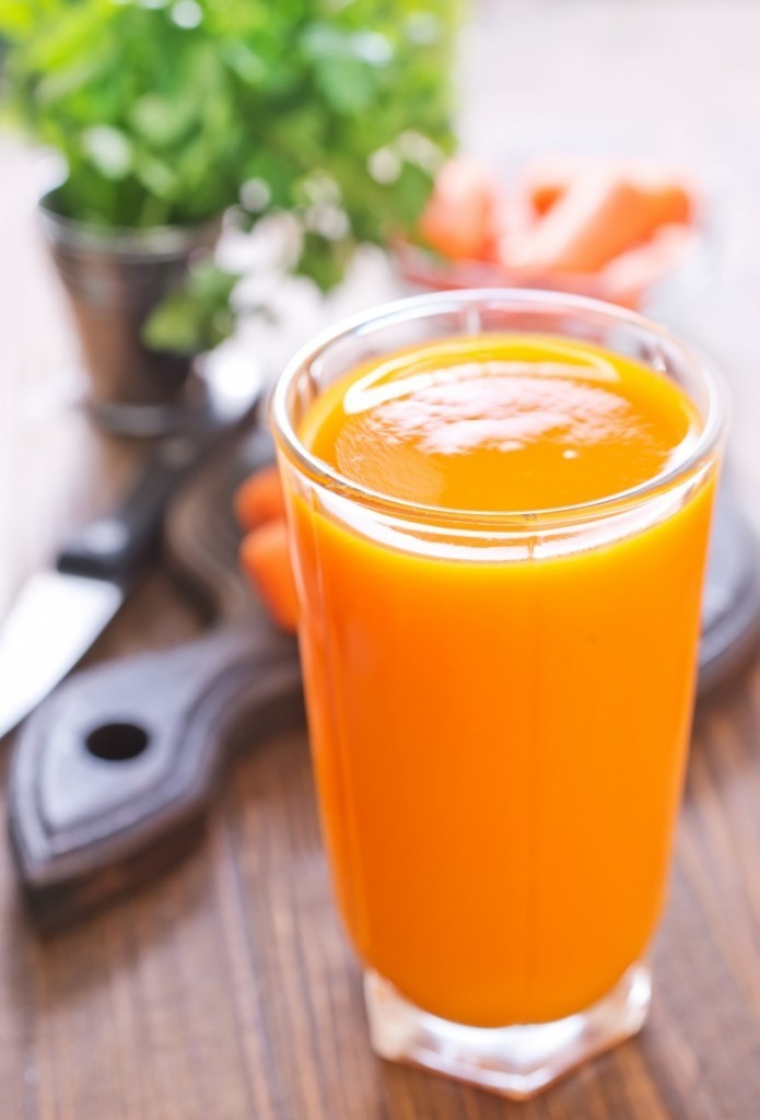 shutterstock 185479925 695x1024 Сок из моркови   Juice of carrots