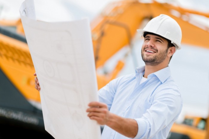 Fotolia 55241483 Subscription Monthly M 700x466 Строитель с проектом   Construction worker with the project