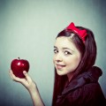 Девочка с яблоком - Girl with apple