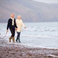 Пожилая пара на прогулке - Elderly couple on a walk