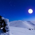 Пейзаж гор зимой - Landscape of mountains in winter