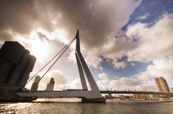 The Erasmus bridge free license CC0 700x465 Высокий мост   High bridge