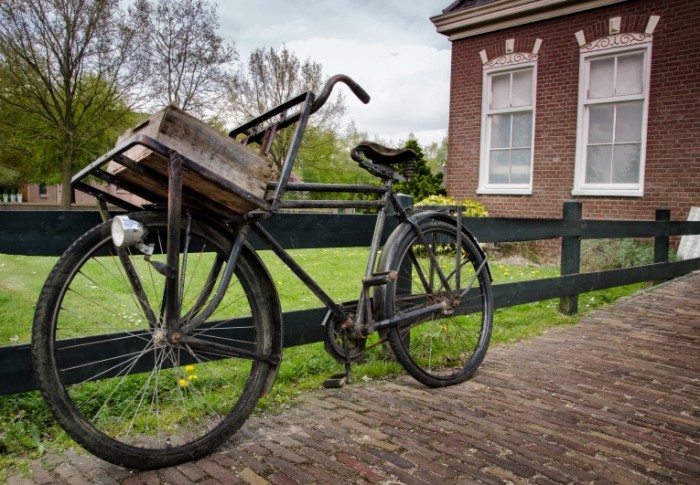 old bicycle free license cc0 700x485 Старый велосипед   Old bicycle