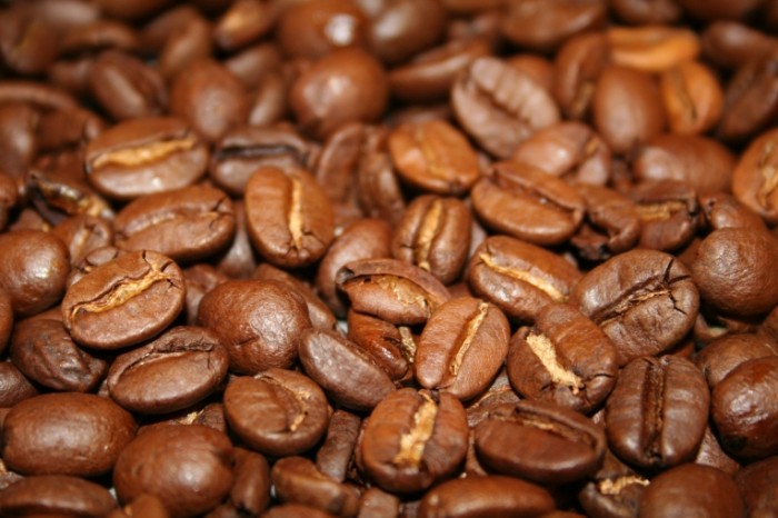 eda kofe kofeynye zerna 0debf91 700x466 Кофейные зерна   Coffee beans