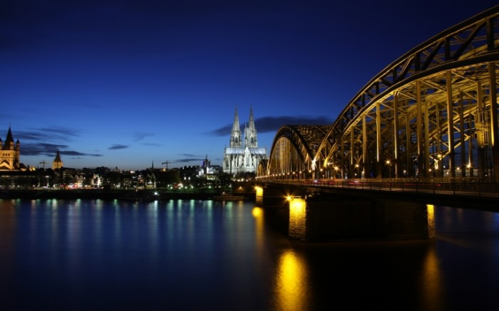 germany koln cologne germany cologne evening buildings architecture lighting bridge 2560x1600 sc 700x437 Германия Кёльн   Germany Koln