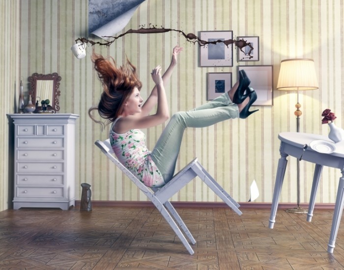 1f1c65736bd0024 700x549 Девушка на стуле   Girl on a chair