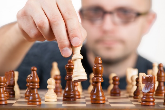 the strategy 1080527 700x465 Шахматы    Chess